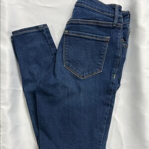 Old Navy Women's Skinny Jeans in Deep Blue